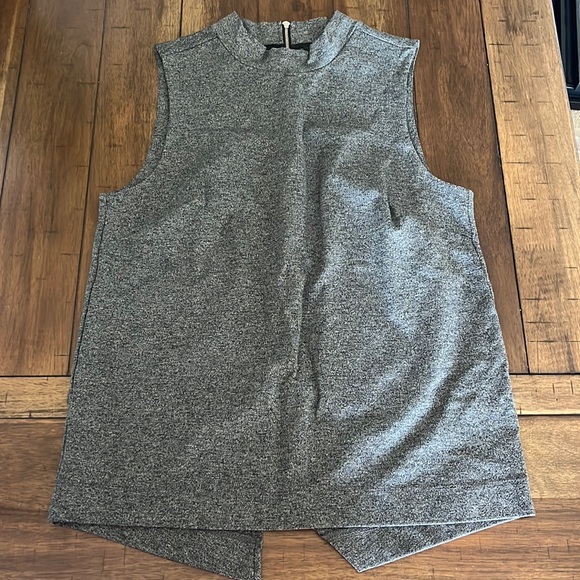 Banana Republic Mockneck Blouse - Picture 1 of 4